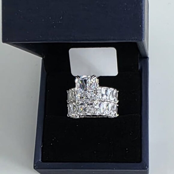 RADIANT CUT RING SET! ๐๐๐ - Picture 7 of 10